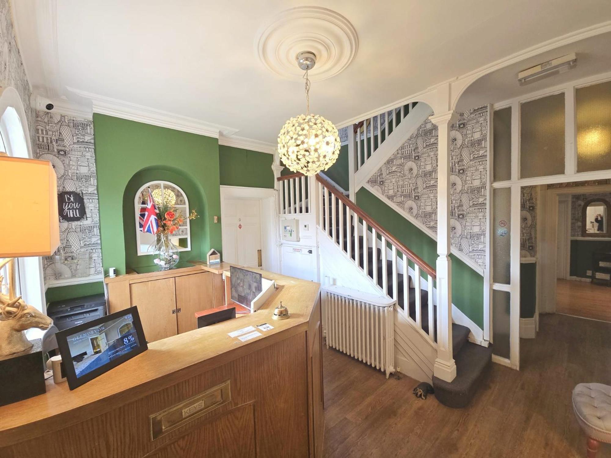 Glendevon House Hotel Бромли Экстерьер фото