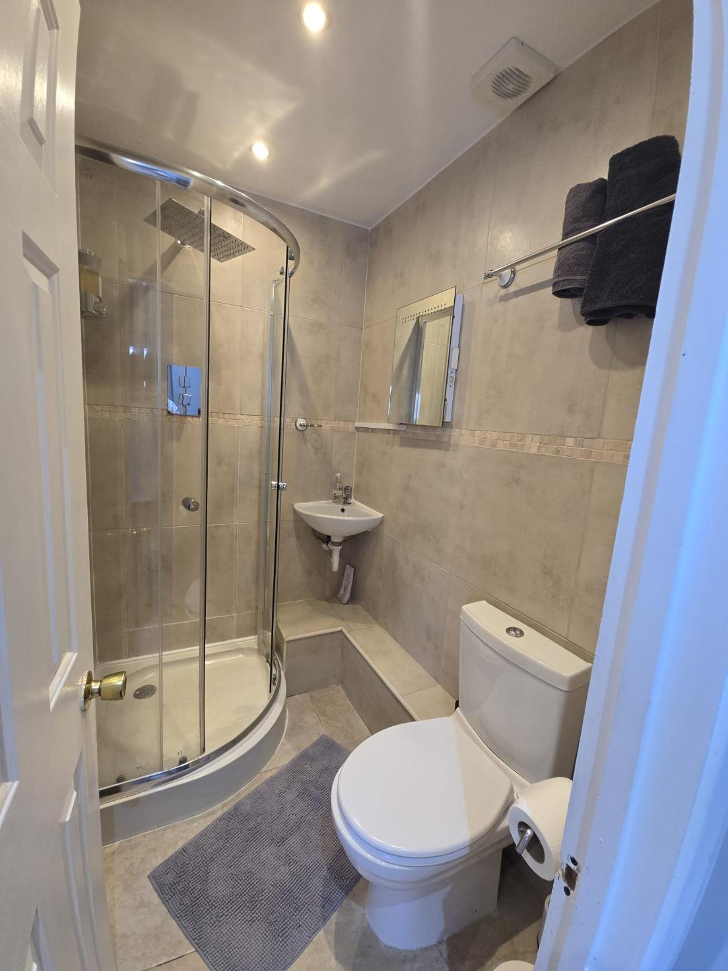 Glendevon House Hotel Бромли Экстерьер фото