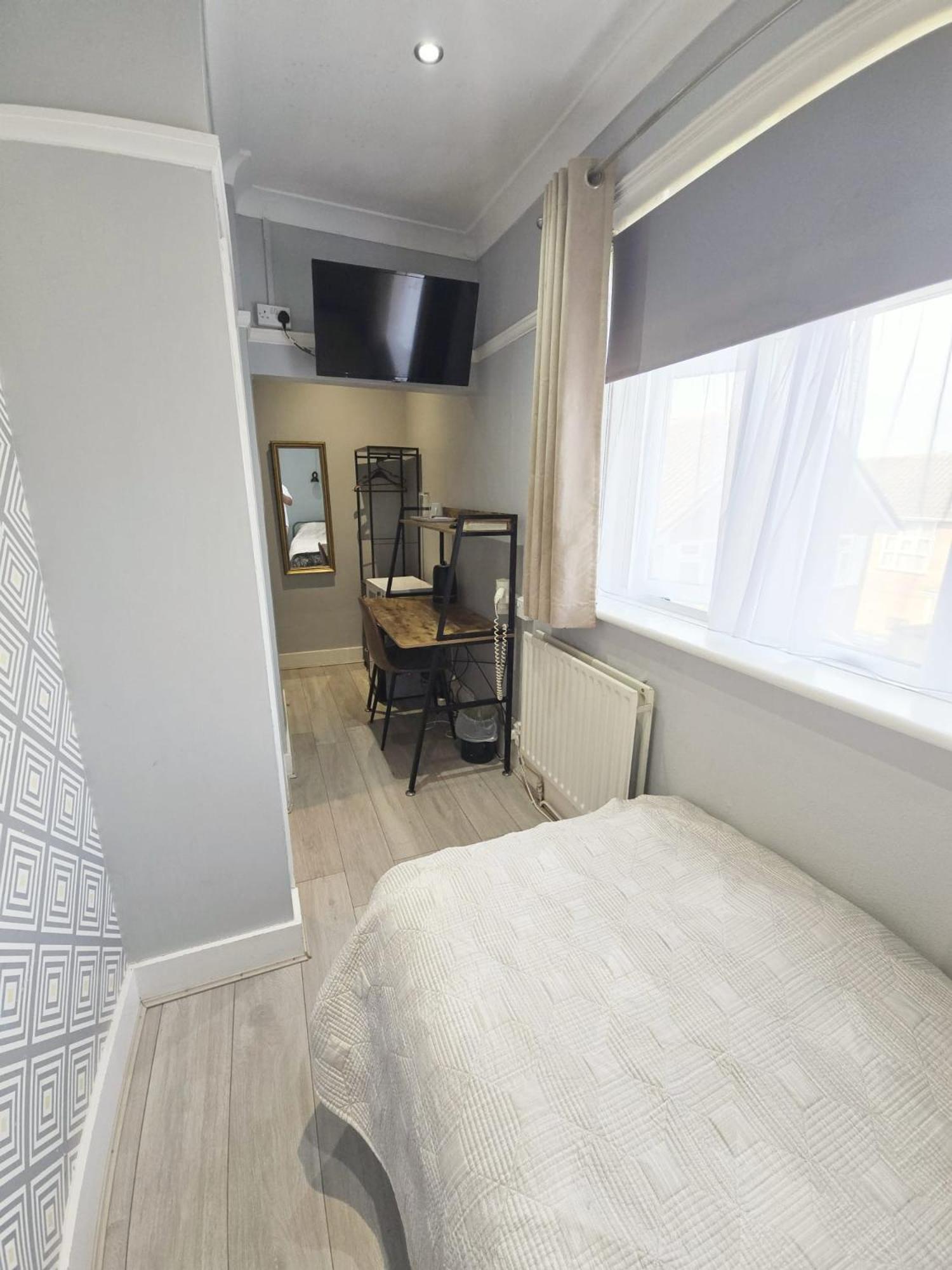 Glendevon House Hotel Бромли Экстерьер фото