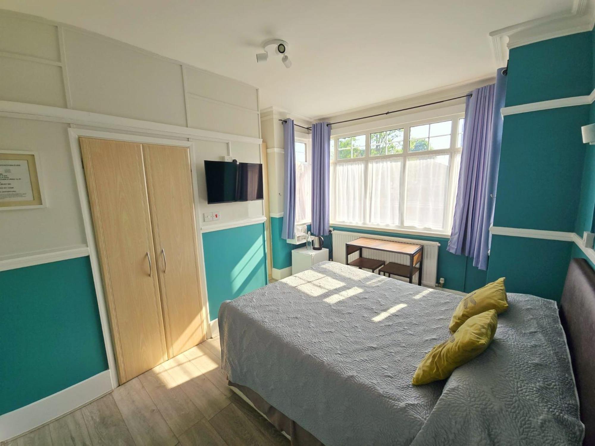 Glendevon House Hotel Бромли Экстерьер фото