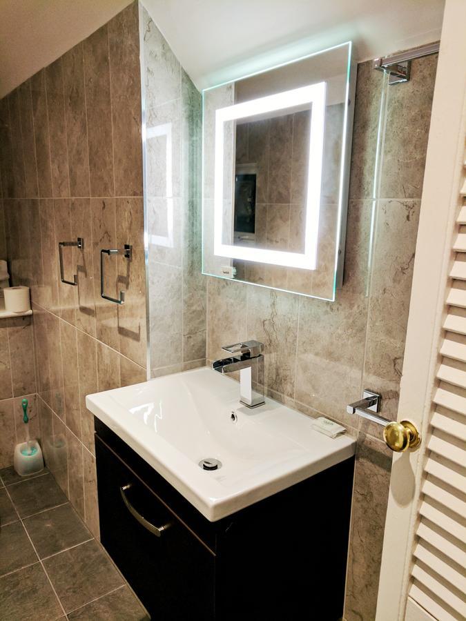 Glendevon House Hotel Бромли Экстерьер фото